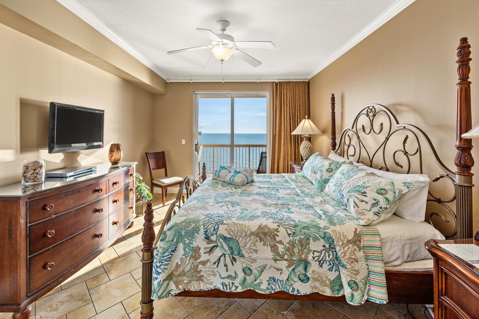 Gulf Front Master Bedroom! 2 Pools & Hot Tubs! Sleeps 8! Panama City Beach Exterior foto